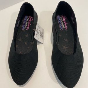 Skechers Shoes w/Air-cooled memory foam, sz 7, Blk